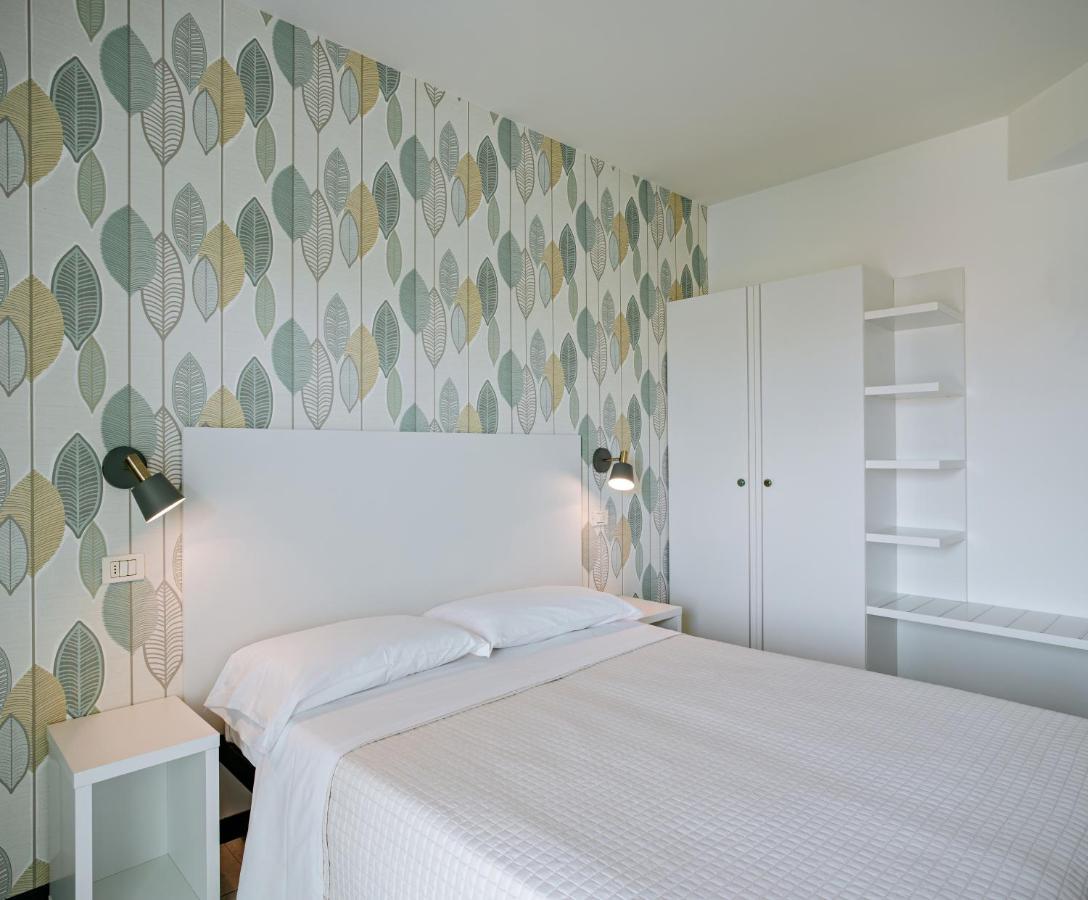 Solemare Hotel E Residence 米萨诺阿德里亚蒂科 外观 照片