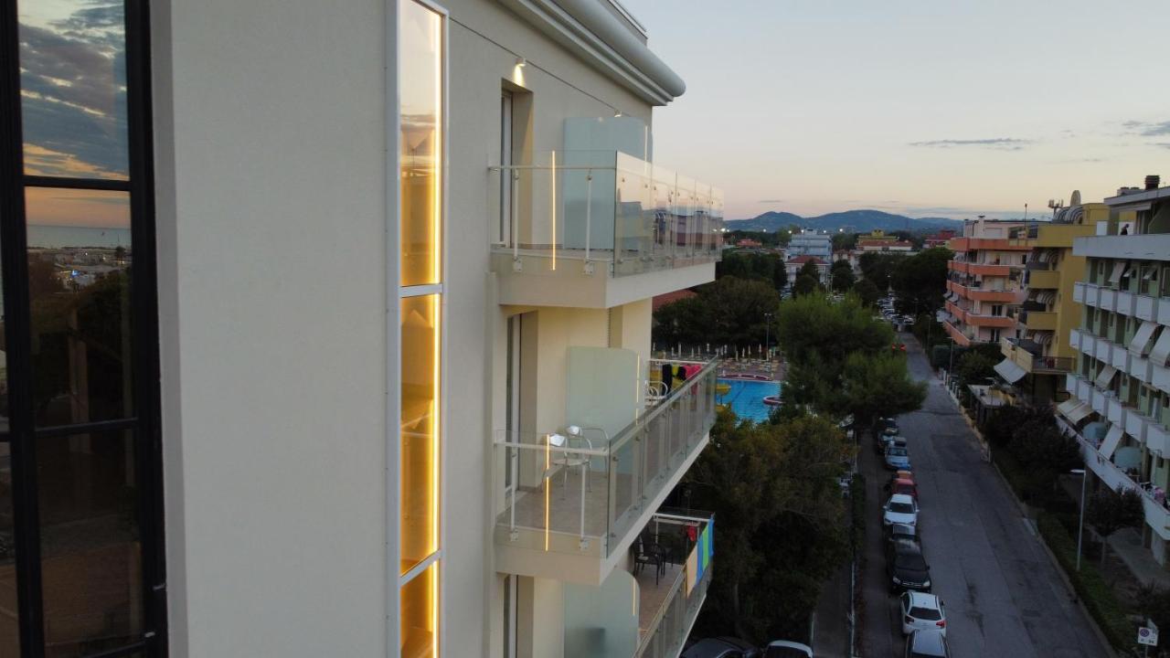 Solemare Hotel E Residence 米萨诺阿德里亚蒂科 外观 照片