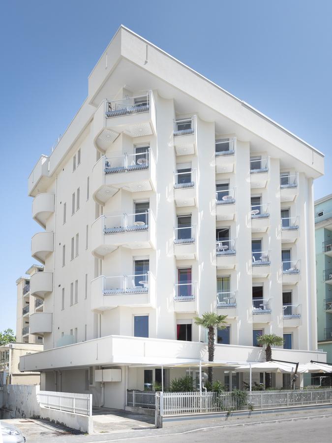 Solemare Hotel E Residence 米萨诺阿德里亚蒂科 外观 照片